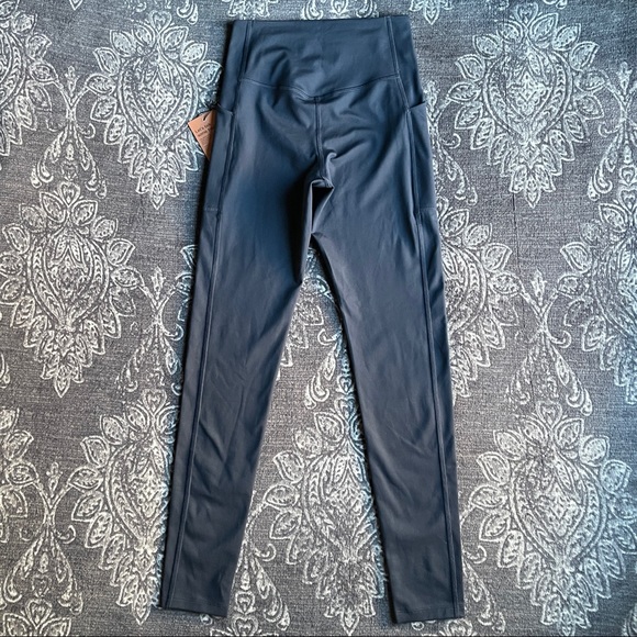 Girlfriend Collective Pocket Leggings in Navy Blue Size Small - Picture 6 of 7